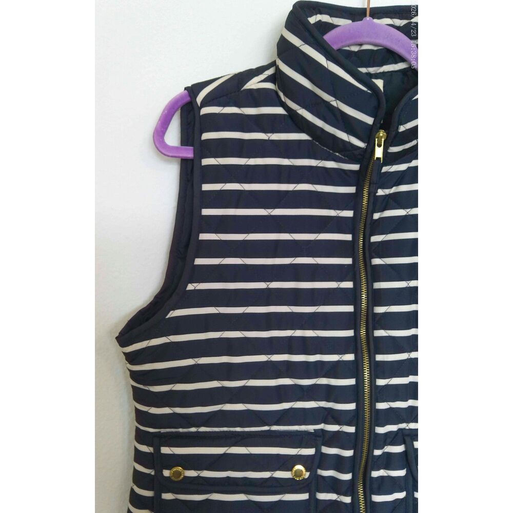 CAMBRIDGE DRY GOODS VEST - Picture 4 of 9